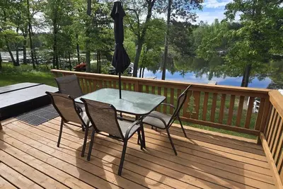 Image de Peaceful Cabin on Whitefish Chain
