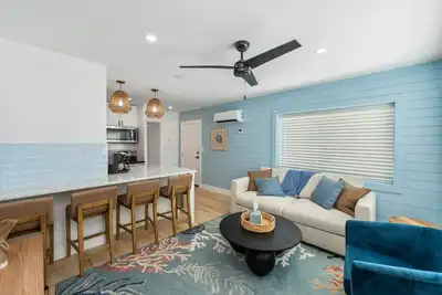 Image de Waterfront Getaway w/ Pool Access – Bluefish #2