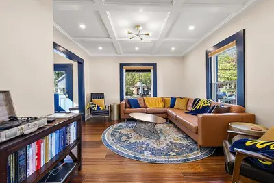Image de The Little Big House: 6-Bed Home in Downtown A2