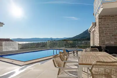 Image de Superbe maison Ă Stankovic avec WiFi