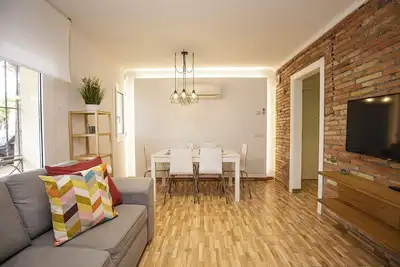 Pedret apartment in Girona