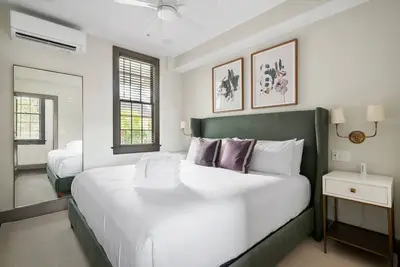 Image de The Rosemary House | Sleeps 16 | Multi-Unit Rental