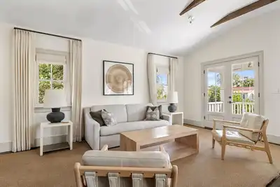 Image de Harleston House | Sleeps 17 | Multi-Unit Rental