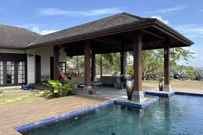 Image de Breezin in St James by Personal Villas - Luxuriate Guilt-Free