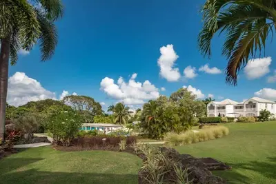 Image de Royal Villa 18 in St James by Personal Villas - Elegance and Comfort