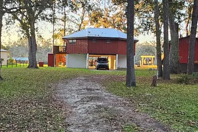 Image de Charming 2 Bed/2 Bath On the Suwannee River near Rock Bluff Springs.