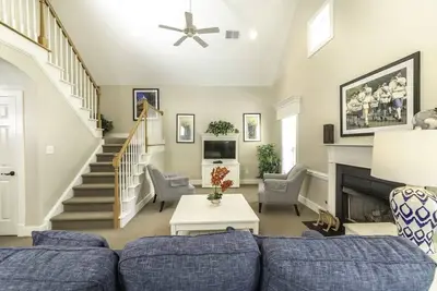Image de Spectacular 3-bedroom resort in wonderful Williamsburg.