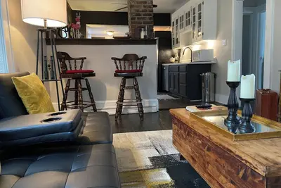 Image de Cute and Charming 2-bedroom home • Self check-in • close to DownTown