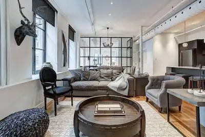 Image de Mercer|Penthouse 4Bds-3ba-8 Guests|Old Mtl