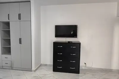 Image de Cozy 2-bedroom apartment in delightful Nkumba with WiFi and lake view