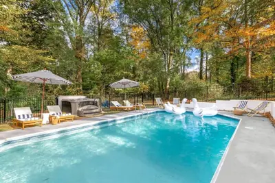 Image de Scott Luxe Villa | HotTub, FirePit, Pool, Billiards, Ping Pong