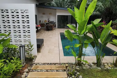 Image de House surrounded by nature, 5 minutes from the beach.