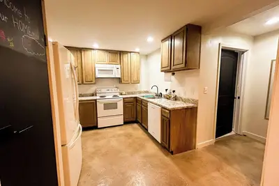 Image de Charming 2-bedroom house with WiFi, Ac in enjoyable Rolla