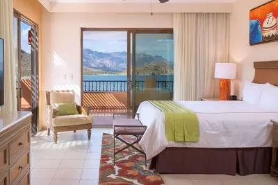 Image de 1br Elite/Penthouse Suite in Loreto-Views & Private Patio 2-4br also available