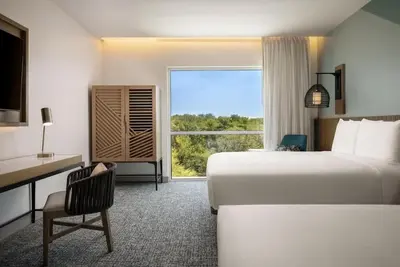 Image de Two Family Ready Stays w/ Breathtaking View | Outdoor Pool Access