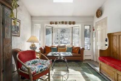 Image de Euro-Inspired Vail Village Condo, Walk to Ski Lift