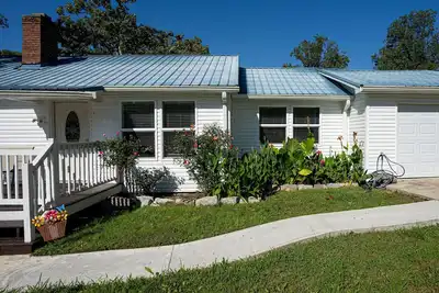 Image de Cozy and clean 3-bedroom house in Knoxville, Tn!