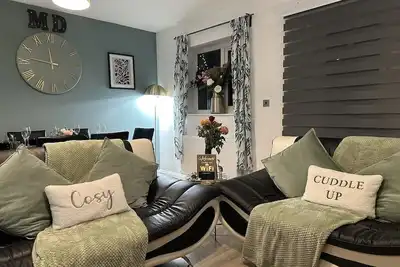 Image de BrambleMead 5 bed house in Manchester Leigh