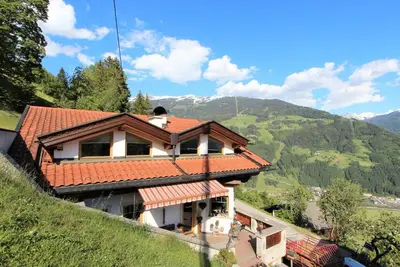 Image de Appartement \"Melissa\" avec vue sur la montagne, balcon et Wi-Fi