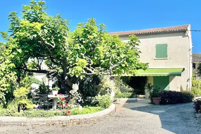 Image de Rendez-vous au soleil de Provence - Gîte 4 personnes (80m2) - coin jardin - Clim