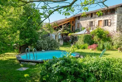 Image de Maison de famille jusqu'Ă 15 pers. , au pied du Vercors et au coeur du village