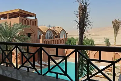 Image de Malkata House Luxe Middle Floor Suite: Desert Views & Pool