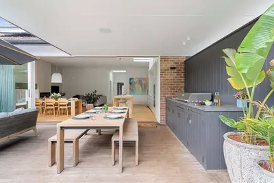 Image de Five Dock Family Home With Pool & Parking!