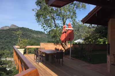 Image de Magnificent Rio views in this unique large and cozy family home. Pets welcome.