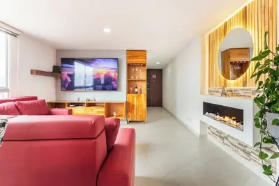 Image de Luxe Apartment: By MedellĂn, Park, Dining, Nightlife, Fast WiFi & Self Check-in