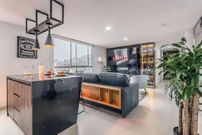 Image de Lux Penthouse: By MedellĂn, Great Dining, Nightlife, Fast Wifi & Self Check-in