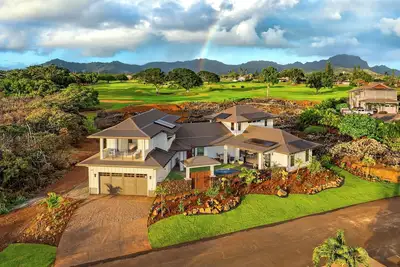 Image de New Designer Home w/ Pool and A/C in Sunny Poipu Stunning Golf Course Views!