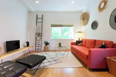 On Alberta Street: Private Loft w/ Rooftop!