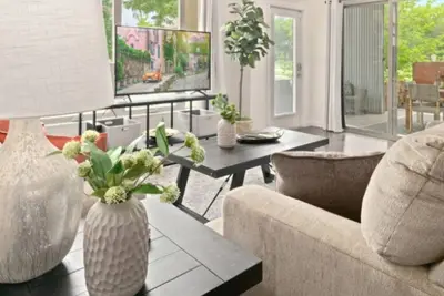Image de The Cozy Corner Retreat – 15 min walk to Old Town