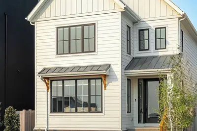 Image de Luxury 4 Bedroom Getaway located in Currie Barracks!