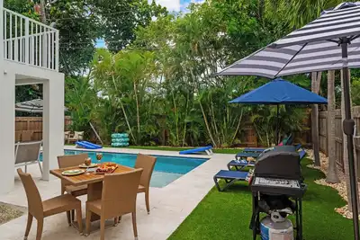 Image de Delray Paradise 2Heated Pool-Walk to the Ave-4 bedrooms