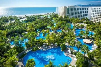 Image de Beautiful 2-bedroom in Luxury resort with WiFi, in delightful Nuevo Vallarta.