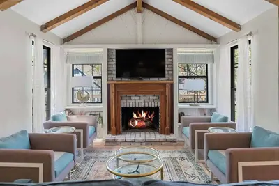 Image de Designer Luxury 4bed\/4ba w\/ Pool