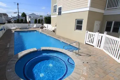 Image de Stay At The Monarch! Pools, Grills, Hot Tub, Elevator, Parking, Ocean Views