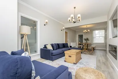 Image de Classique-Location-Sdb privée-Vue sur Rue