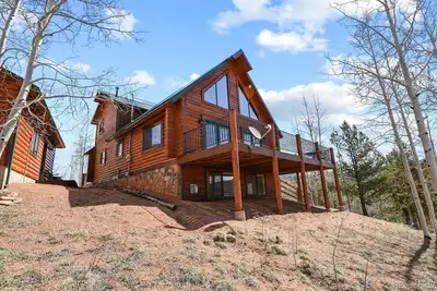 Image de New! Panoramic Views - Aspen View Log Cabin - Pool Table - Cripple Creek