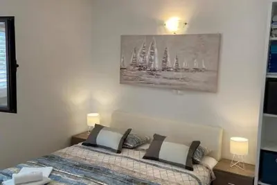 Image de Seaside Retreat Holiday Home with Terrace - Two Bedroom Holiday Home with Terrace