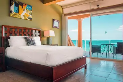 Image de Escape to Paradise Beachfront Suites at Panama's Premier Hotel Nautilus Suite