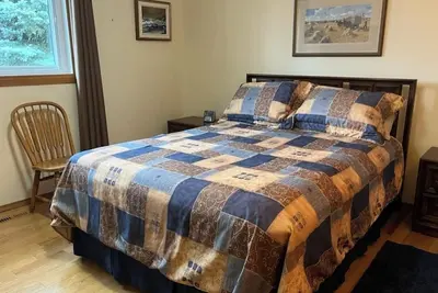 Image de Bright, spacious 4 bedroom home.