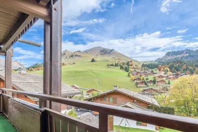 Image de Calme Montagnard avec Vue Apaisante