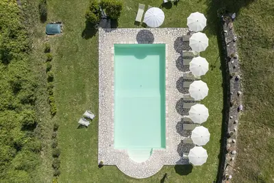 Image de Joli appartement pour 4 personnes avec Wifi, piscine, Tv, vue panoramique et parking