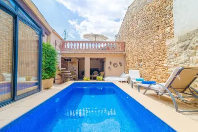 Image de Maison à Llubí avec piscine privée et Bbq