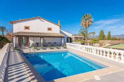 Image de Maison de Campagne à Son Sardina avec Piscine