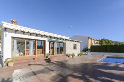 Image de Maison à Alcalalí avec Vue et Piscine