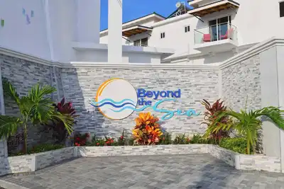 Image de Hospitality Expert Bts 10br: Pool, Beach, Chef
