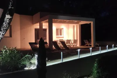Image de Les Canebières 711\nMaison dans domaine privé à 20 min. du Golfe de Saint Tropez